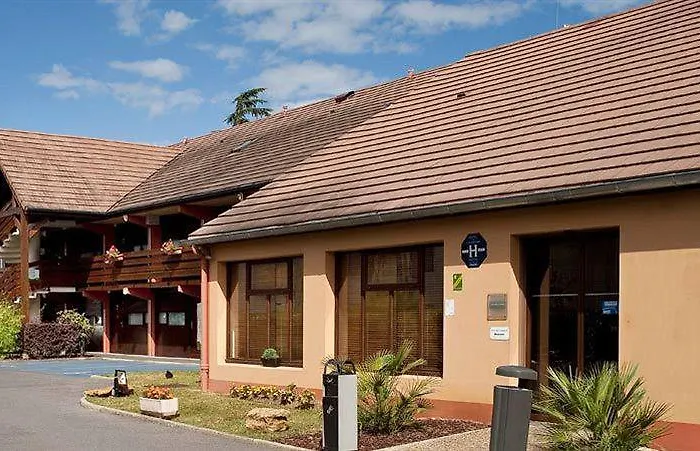 Campanile Montelimar Nord - A7 Sortie 17 Отель 3*