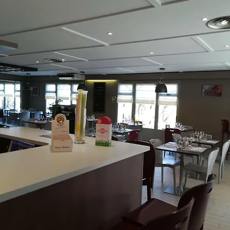 Campanile Montelimar Nord - A7 Sortie 17 Hotel Les Tourrettes