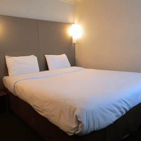 Hotel Campanile Montélimar 3*